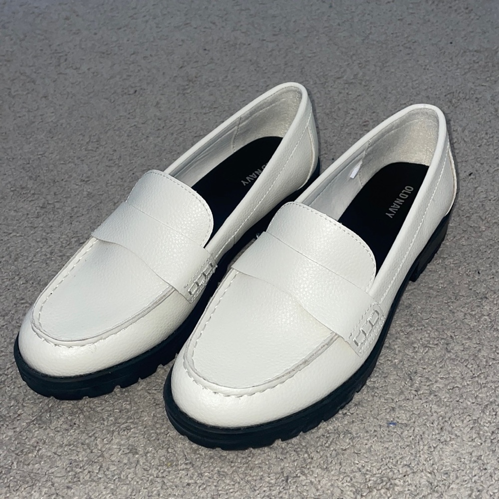 Old Navy Ivory Loafers